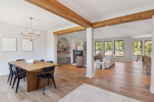 1898 Della Drive, Chanhassen, MN 55317