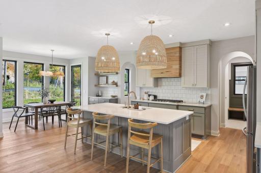 1898 Della Drive, Chanhassen, MN 55317