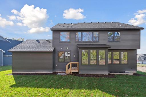 1898 Della Drive, Chanhassen, MN 55317