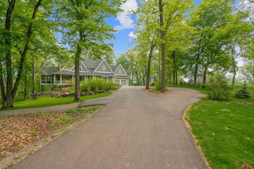 9055 County Road 11, Maple Plain, MN 55359