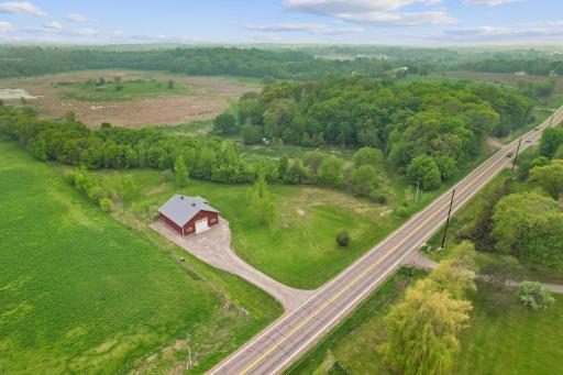 9055 County Road 11, Maple Plain, MN 55359