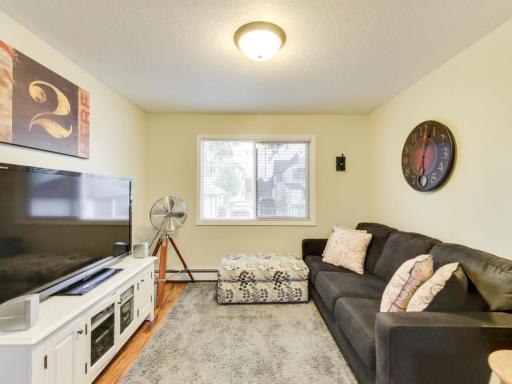 3317 1st Avenue S, Minneapolis, MN 55408