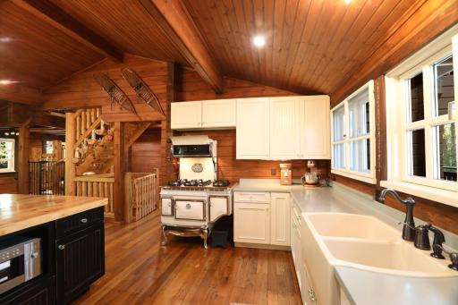 5763 Sunset Road, Biwabik, MN 55705