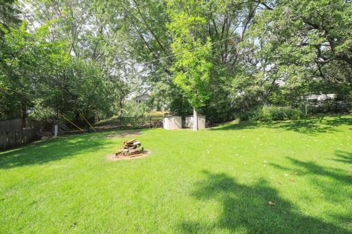 10908 Dahlia Street NW, Coon Rapids, MN 55433