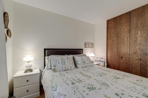 10908 Dahlia Street NW, Coon Rapids, MN 55433