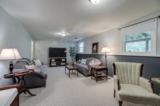 10908 Dahlia Street NW, Coon Rapids, MN 55433