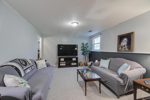 10908 Dahlia Street NW, Coon Rapids, MN 55433