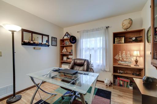 10908 Dahlia Street NW, Coon Rapids, MN 55433