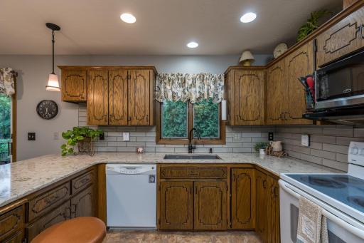 804 W Circle Drive, Montgomery, MN 56069