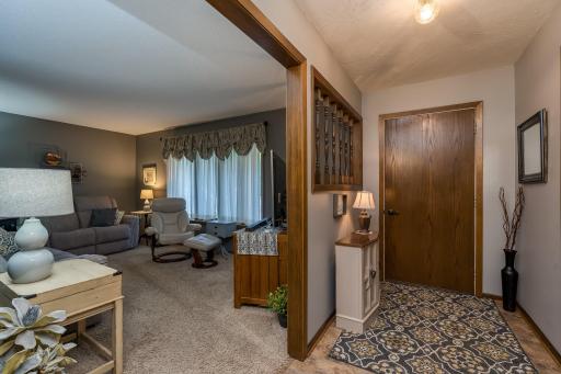 804 W Circle Drive, Montgomery, MN 56069