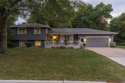 804 W Circle Drive, Montgomery, MN 56069