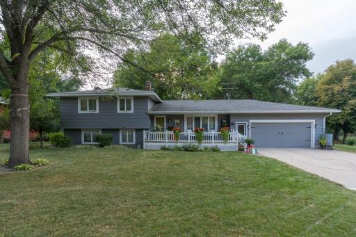 804 W Circle Drive, Montgomery, MN 56069