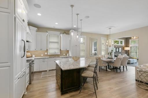 106 Barton Court, Wayzata, MN 55391