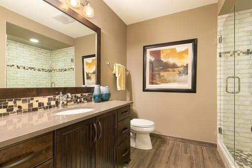 106 Barton Court, Wayzata, MN 55391
