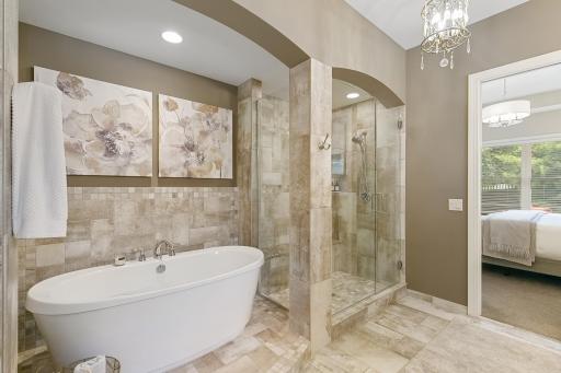 106 Barton Court, Wayzata, MN 55391