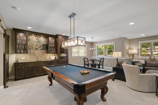 106 Barton Court, Wayzata, MN 55391
