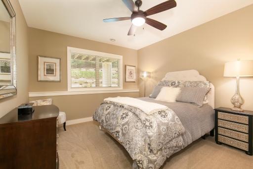 106 Barton Court, Wayzata, MN 55391