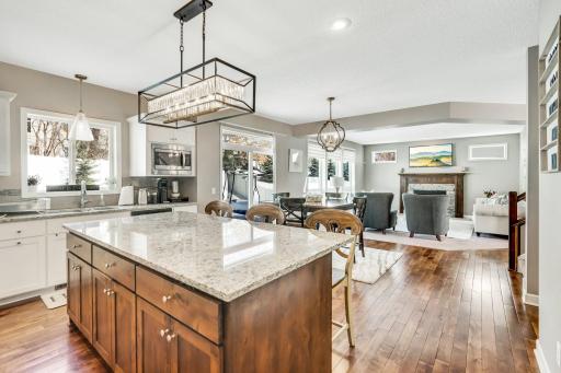 9723 198th Street W, Lakeville, MN 55044