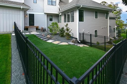 Dog Run // Irrigated Turf