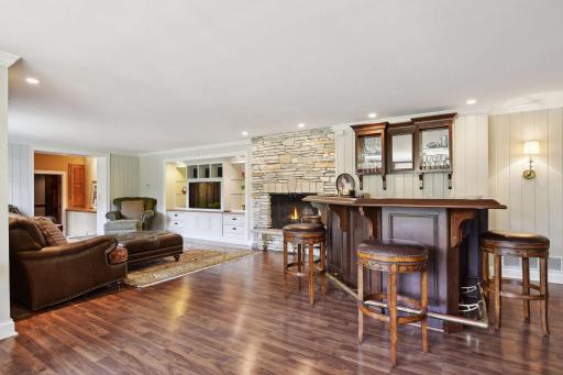 16013 Ringer Road, Wayzata, MN 55391