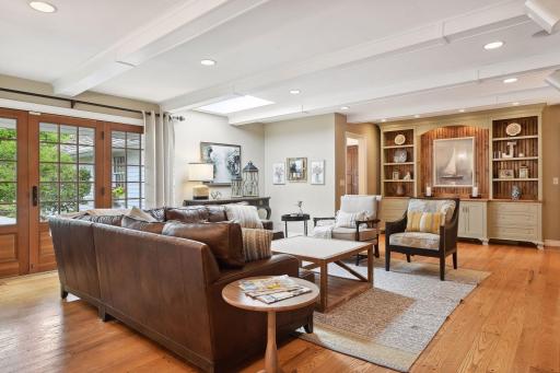 16013 Ringer Road, Wayzata, MN 55391