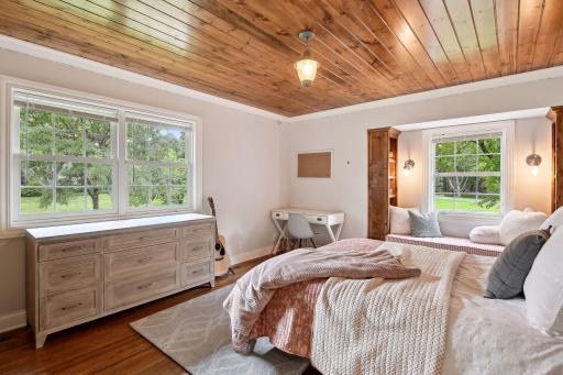 16013 Ringer Road, Wayzata, MN 55391