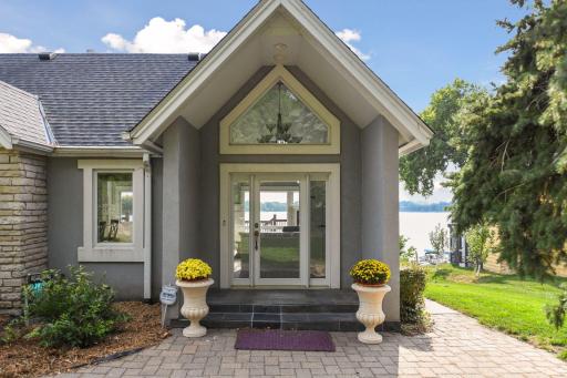 4687 Island View Drive, Mound, MN 55364