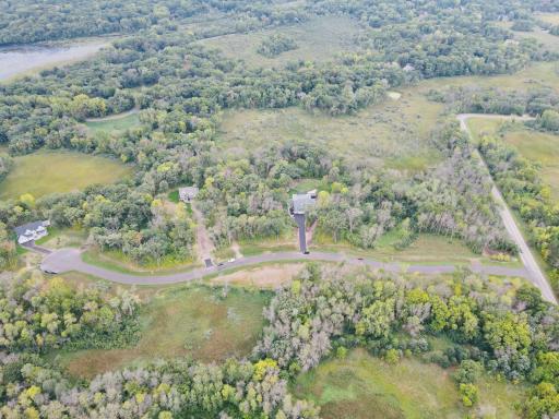 8 Sherwood Trail, North Oaks, MN 55127