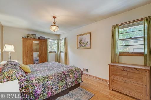 18x10 Master Bedroom!