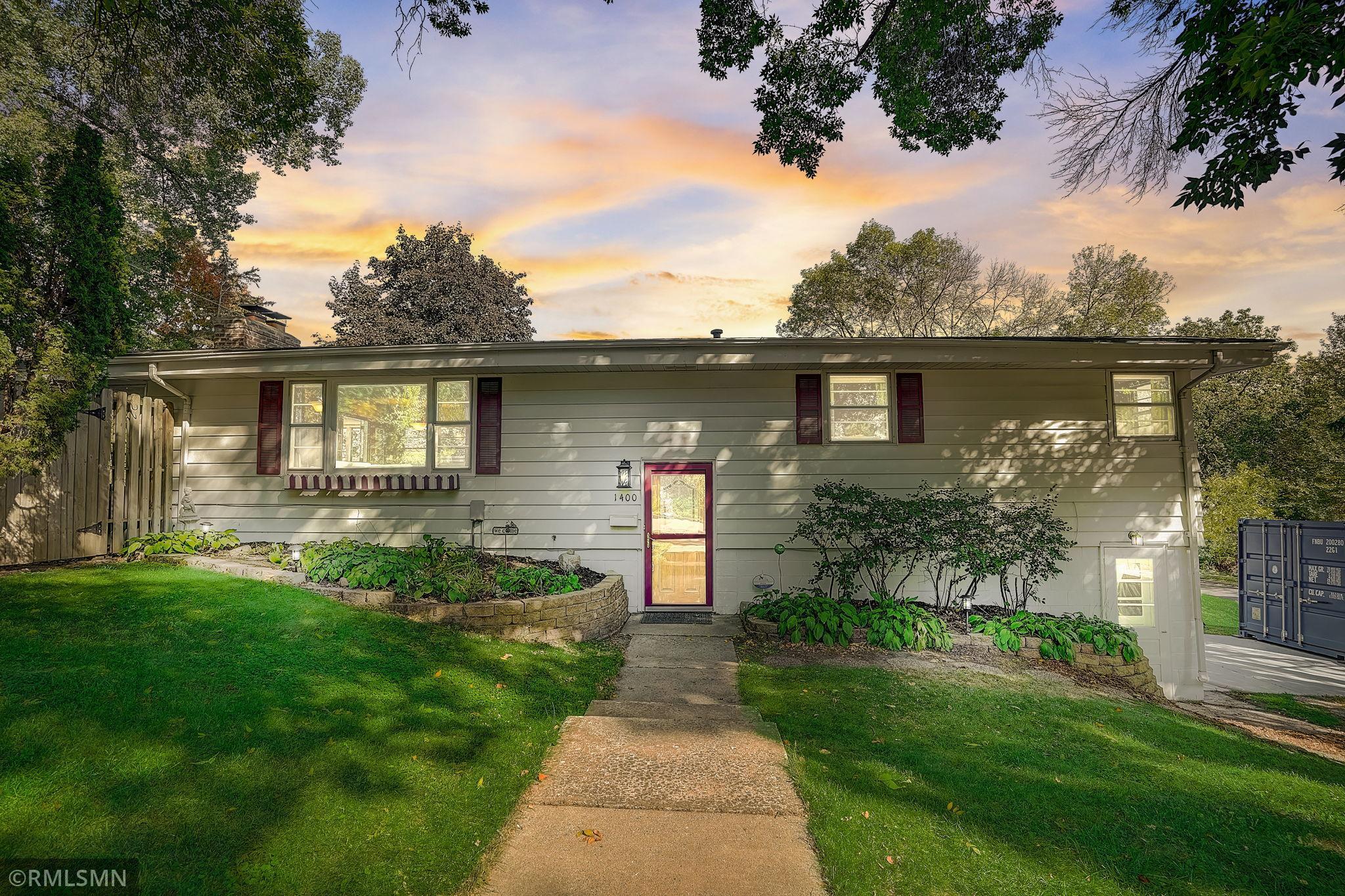 Welcome to 1400 Florida