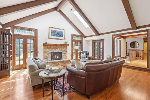 3 Spur Road, Edina, MN 55436