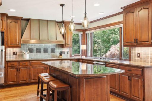 3 Spur Road, Edina, MN 55436