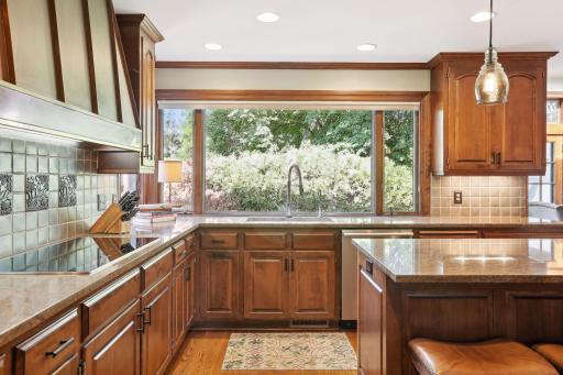3 Spur Road, Edina, MN 55436