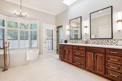3 Spur Road, Edina, MN 55436