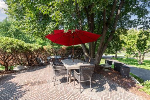 3 Spur Road, Edina, MN 55436