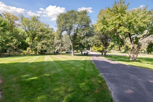 3 Spur Road, Edina, MN 55436