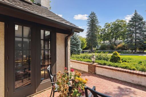 3 Spur Road, Edina, MN 55436