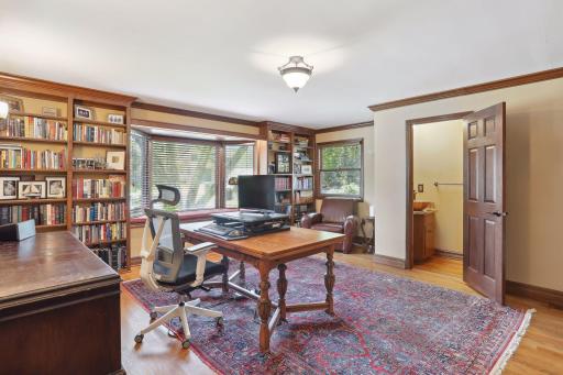 3 Spur Road, Edina, MN 55436