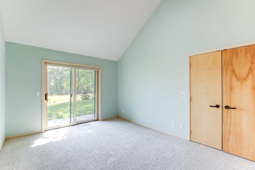 1875 Highsted Drive, Maple Plain, MN 55359