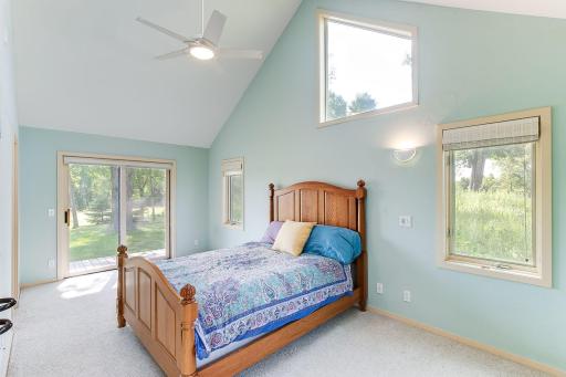 1875 Highsted Drive, Maple Plain, MN 55359