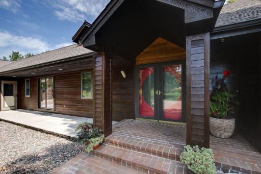 1875 Highsted Drive, Maple Plain, MN 55359