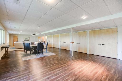 1875 Highsted Drive, Maple Plain, MN 55359