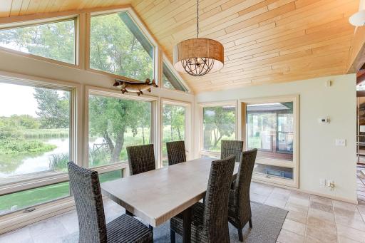 1875 Highsted Drive, Maple Plain, MN 55359