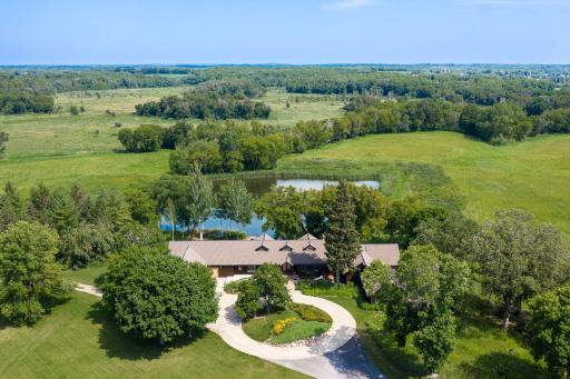 1875 Highsted Drive, Maple Plain, MN 55359