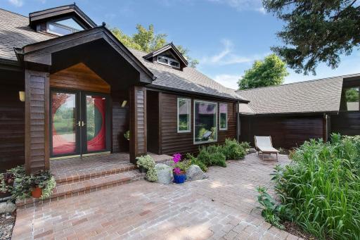 1875 Highsted Drive, Maple Plain, MN 55359