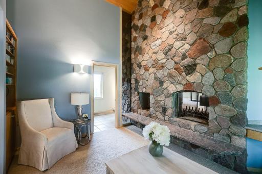 1875 Highsted Drive, Maple Plain, MN 55359
