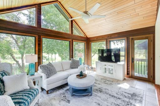 1875 Highsted Drive, Maple Plain, MN 55359