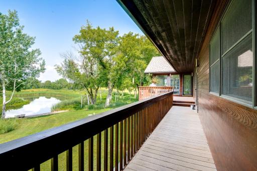 1875 Highsted Drive, Maple Plain, MN 55359