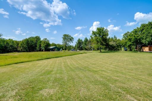 1875 Highsted Drive, Maple Plain, MN 55359