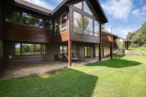 1875 Highsted Drive, Maple Plain, MN 55359